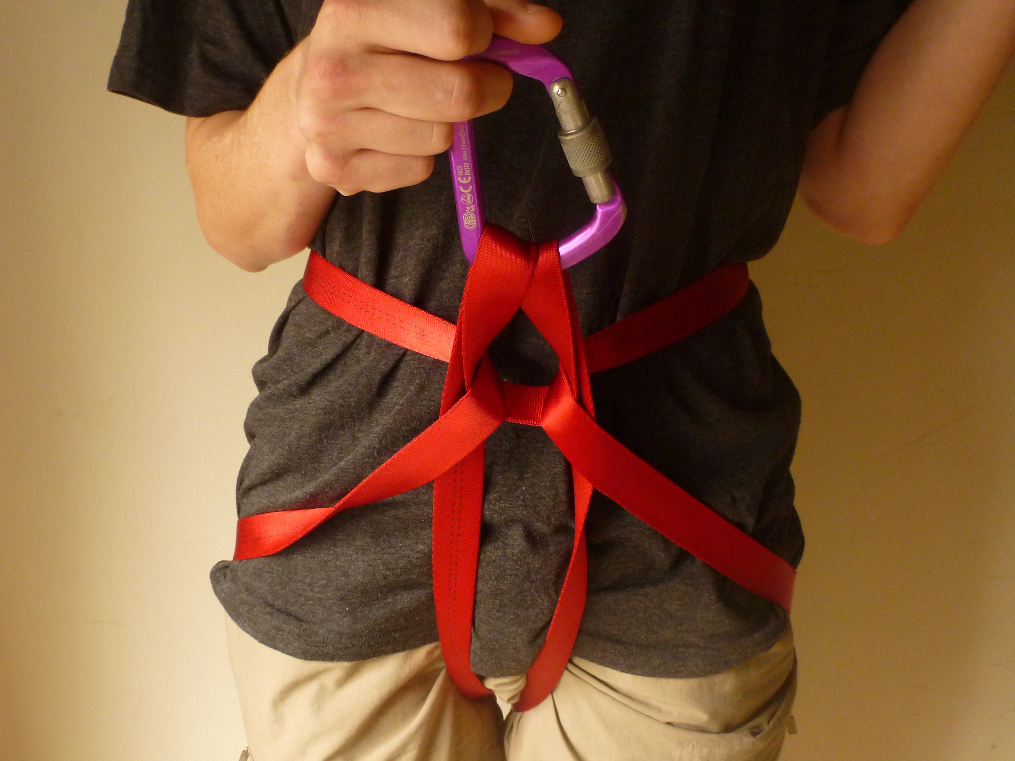 DIY harness 06 - harness from a climbing rope 